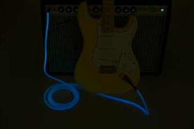 Fender | Professional Glow in the Dark Cable | Bleu 3 m Straight - Straight